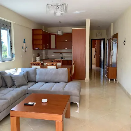 Cozy Apartment - 50 Meters From Popular Beaches Sarande Exterior photo