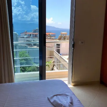 Cozy Apartment - 50 Meters From Popular Beaches Sarande Exterior photo