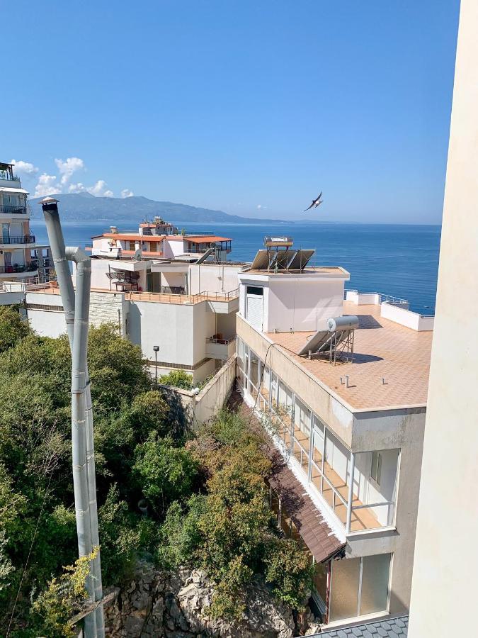 Apartman Cozy - 50 Meters From Popular Beaches Saranda